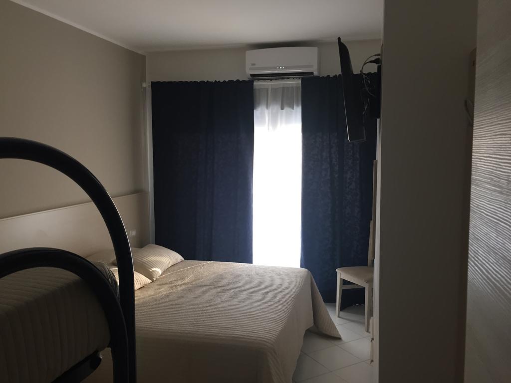 Appartamento 403 مسينا الغرفة الصورة